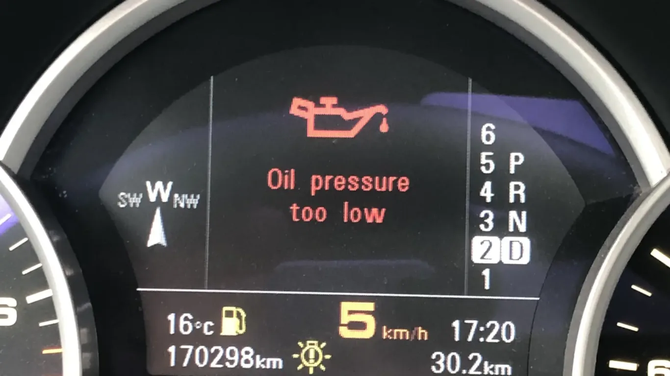 What is Low Oil Pressure? Fault Code